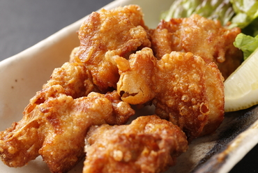 やわらかいラムをしっかり味付け、ボリューム満点の『炭鉱ジンギスカン』