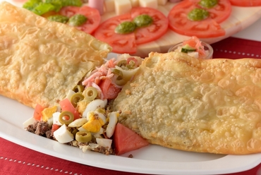 ブラジルの包み揚げ料理『PASTEL ESPECIAL (パステルスペシャル)』