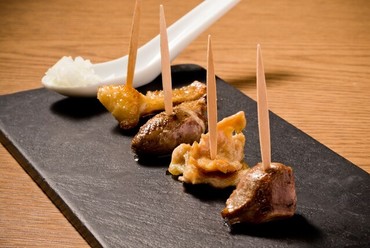 こだわりの一品料理と焼鳥が勢ぞろい!『おまかせコース』