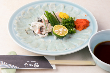 市場直送『ふぐ刺身』