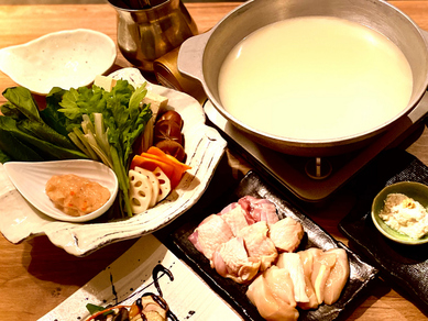 <大絶賛>はかた地どり水炊き(ご注文は二人前からお受けいたします)
