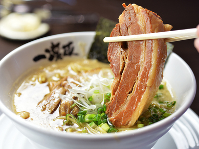 食べごたえ満点『角煮一凛花』