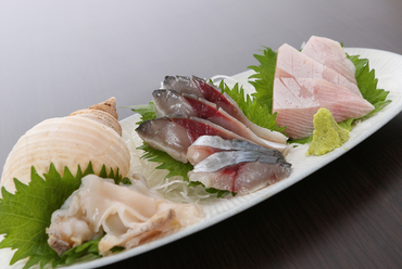 その日に一番美味しい富山産魚介類を『厳選お刺身味くらべ』