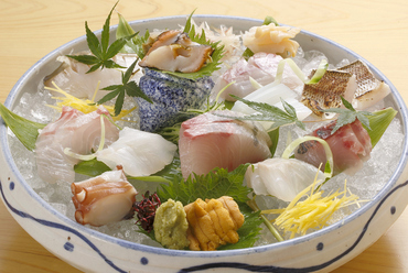 朝どれの鮮魚をその日のうちにご提供『お造り盛り合わせ』