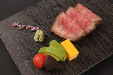 黒毛和牛ローストビーフ(コース一例)