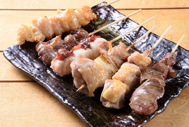 その日に入荷した中から、好みに合わせ焼き上げる『おまかせ6本コース』