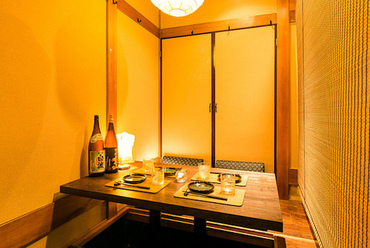 現代の髪型 ぜいたく東京 駅 個室 和食