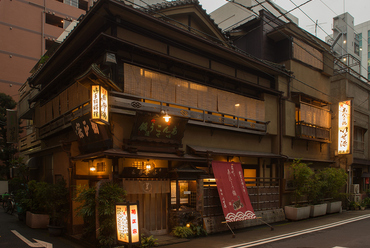 神田の落ち着いた雰囲気の居心地のいいお店 ヒトサラ