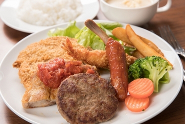 沖縄の歴史的定番メニュー『Aランチ』