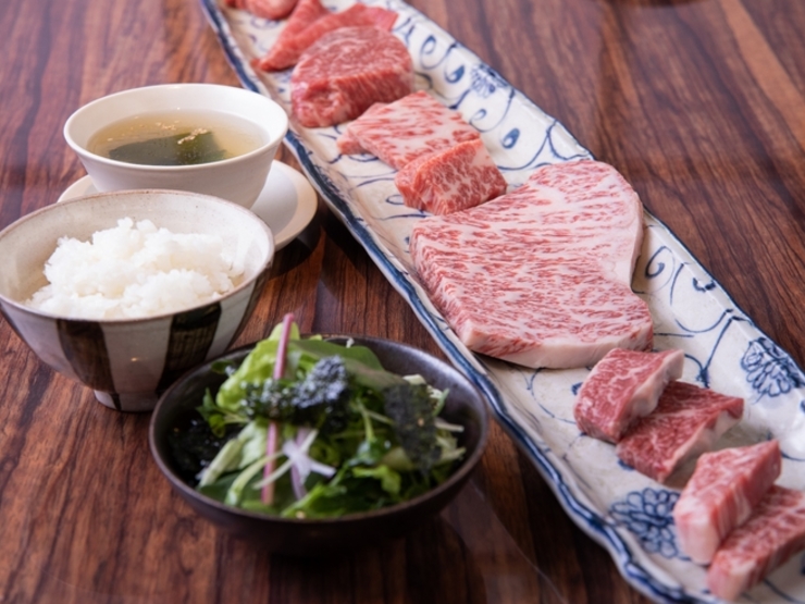 焼肉 嘉 四条河原町周辺 寺町 焼肉 ランチメニュー ヒトサラ