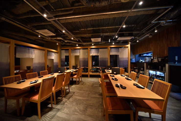 包厢居酒屋越后酒房八海山八重洲店位于东京站 东京都savor Japan 风味日本