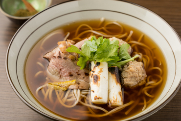 鴨とそばと出汁、ごまかしがきかない味『鴨なんばん』