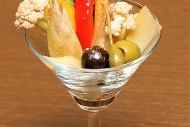 漁師直送の『当店自慢の海鮮カルパッチョ盛り合わせ』