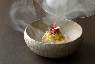 燻製の香りも芳ばしい、大人の『瞬間燻製ポテトサラダ』