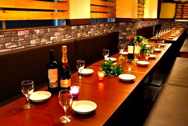 西新宿の落ち着いた雰囲気の居心地のいいお店 ヒトサラ