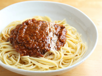 長時間じっくり煮込んだ至極の味わい『極 ミートソース』
