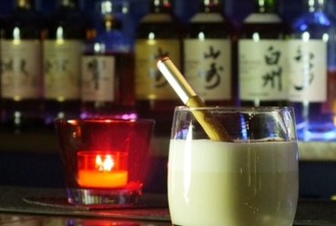 全200種類以上のカクテル/お酒をご用意。お好みに合わせたドリンクをお造り致します。