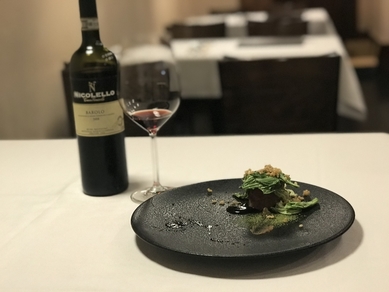 料理に合わせたワインペアリングを用意
