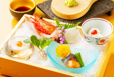 本来の旨みを持つ鮮魚を心ゆくまで堪能『天然お造里盛り合わせ』