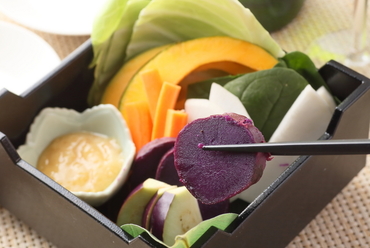 野菜のおいしさを堪能できる『バーニャカウダ』