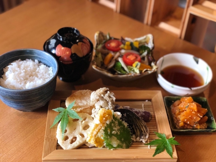 天麩羅 あぶらや 福山 府中 居酒屋 ランチメニュー ヒトサラ