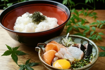 【歓迎会・新年会】120飲み放題「名物とり天&えび天」付きコスパ抜群4,000円コース