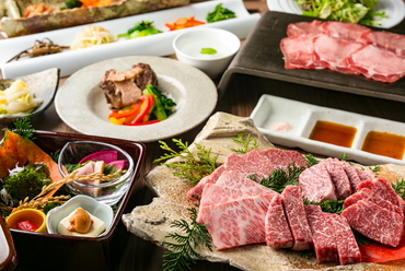 焼肉をメインに、趣向を凝らした店主の逸品を堪能できる『欒ran懐石コース』