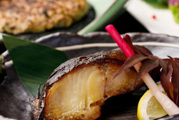 旬の三陸産の魚介たっぷり『鮮魚の大漁盛り』
