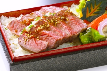 珍しい野菜も登場! 新鮮な地物野菜を『サラダバー』で満喫