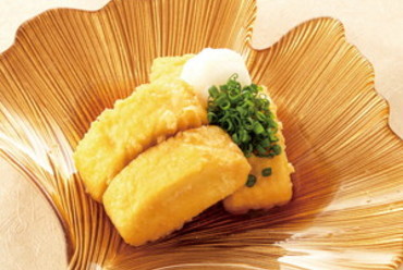 おこげも美味しい!『ずわい蟹とイクラの土鍋ごはん』