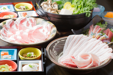 アグー豚の美味しさを堪能できる『金城アグーと島野菜のしゃぶしゃぶ鍋コース』