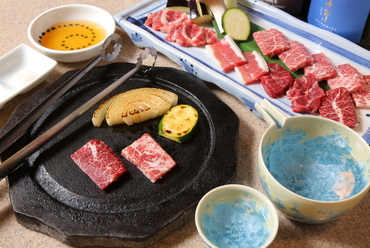上質な桜肉料理でひと味違った忘年会を。