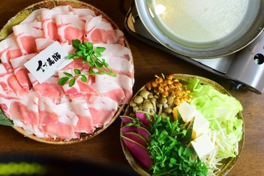 モチモチした食感が楽しめる『イブ美豚のしゃぶしゃぶ』