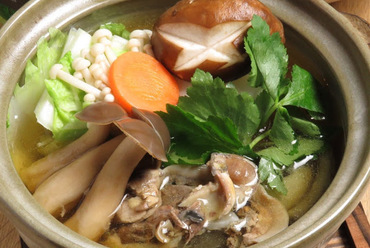 ちょっと食べたい。そんな気分にぴったりの人気の『すっぽん小鍋』