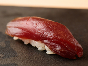 青山　鮨ふく江