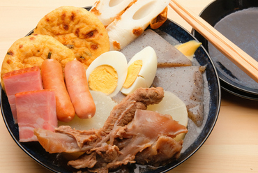 “自慢のだし”でグツグツ煮込んだ『おでん盛り合わせ』
