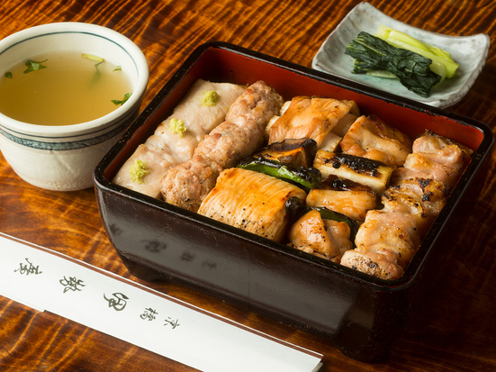 伊勢廣 ホテルニューオータニ店 永田町 焼鳥 串焼き のグルメ情報 ヒトサラ