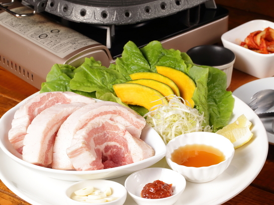 韓国酒場 プル食堂 三島 韓国料理 のグルメ情報 ヒトサラ