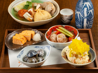 毎日手づくり 好きな味を選べる、ひとひろ名物『おばんざい盛り合わせ』