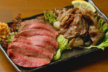 多彩な種類がある野生肉、あばらやハラミといった希少部位も味わうことができる『本日のジビエ』
