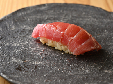 口の中でとろけるような『中トロ』