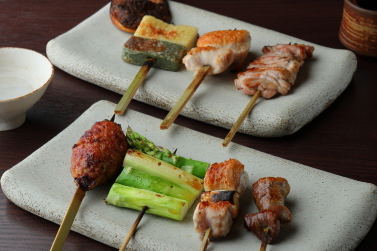 お燗酒と焼き鳥 傳鳥 でんちょう 銀座 焼鳥 串焼き のグルメ情報 ヒトサラ