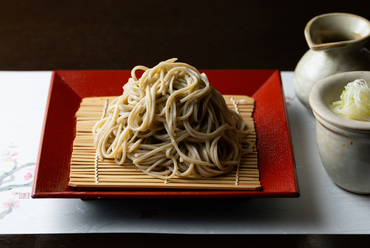 蕎麦の奥深い味と香り、つるりとした喉越し。人気の逸品『せいろそば』