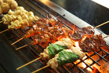 備長炭でじっくり焼き上げる『串焼き』