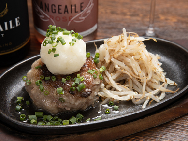 肉を存分に楽しむ『飲めるハンバーグ(おろしポン酢)』