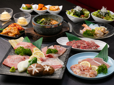 大満足のボリューム。【焼肉一心】の味を一度に堪能できる『松コース』(前日までに要予約)