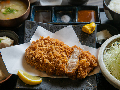 上ロースカツ定食