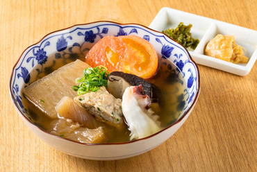 季節の旬野菜がいただける。お店自慢の『おでん盛り合わせ』