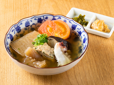 季節の旬野菜がいただける。お店自慢の『おでん盛り合わせ』