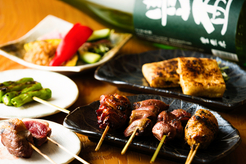 鶏 炭火 地酒 松もと